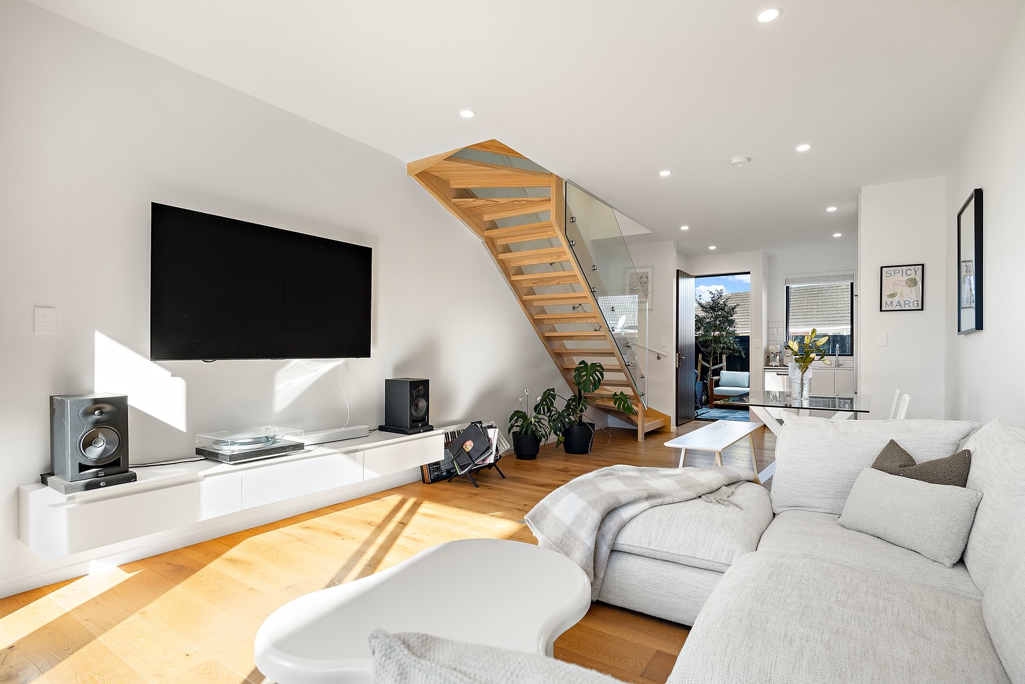 Now selling! The Milford Dream. Step into a home that truly sets the benchmark. This immaculately presented, near-new townhouse stands well apart from the typical 1970s units that dominate the area. Part of the exclusive Milford Villas, a boutique development of thoughtfully designed townhouses completed in late 2023.